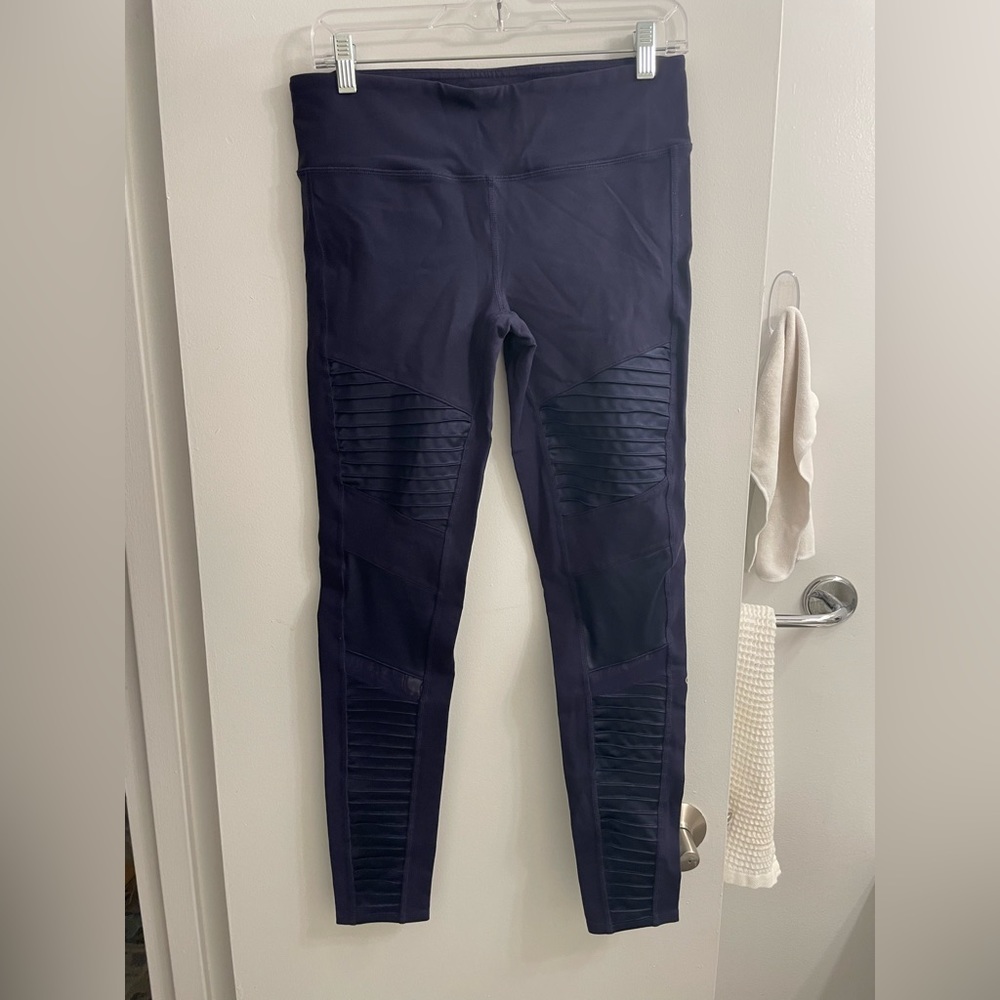 Alo Moto Leggings